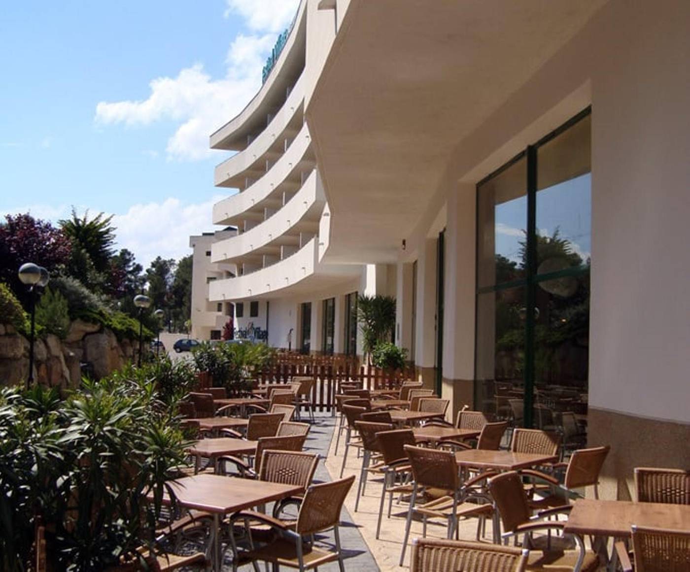 Festival-Village-Terrace-5