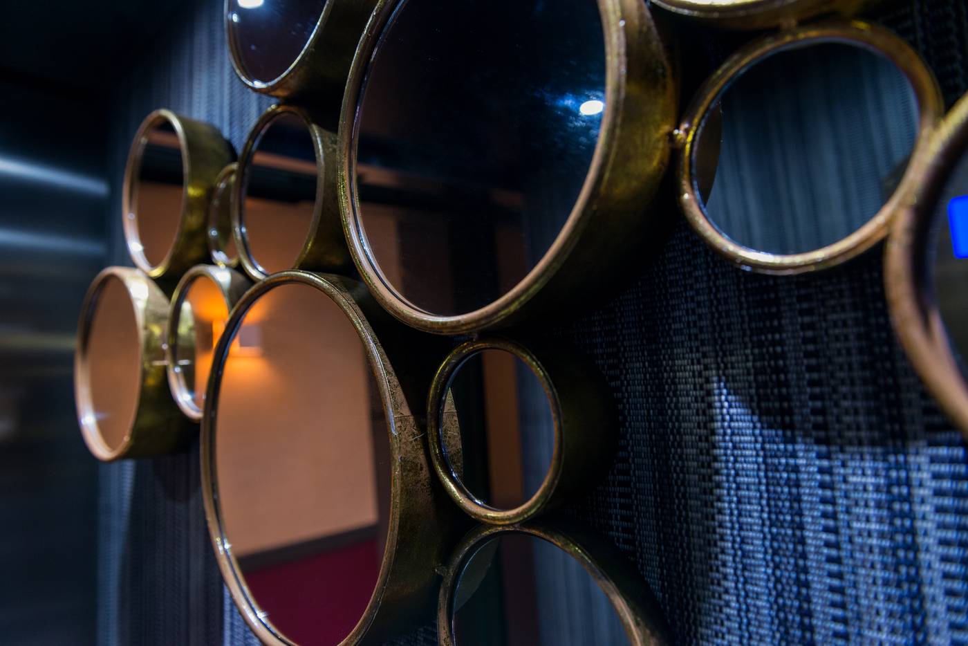 Adele---Jules-Lobby-17