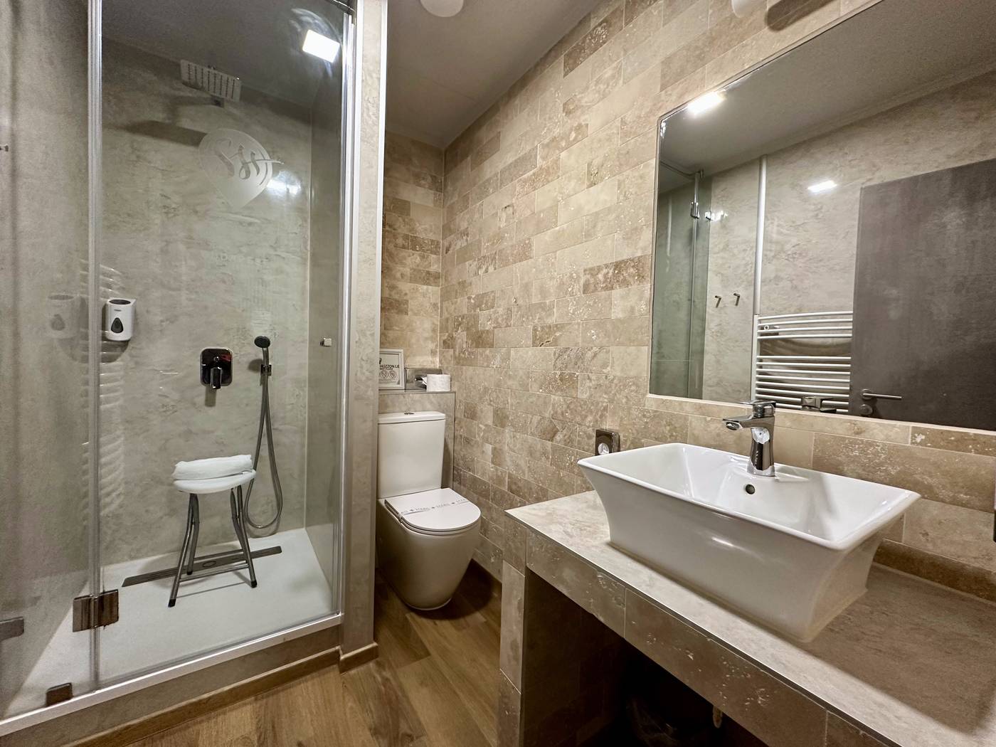 Smart-Hotel-Budapest-Room-81