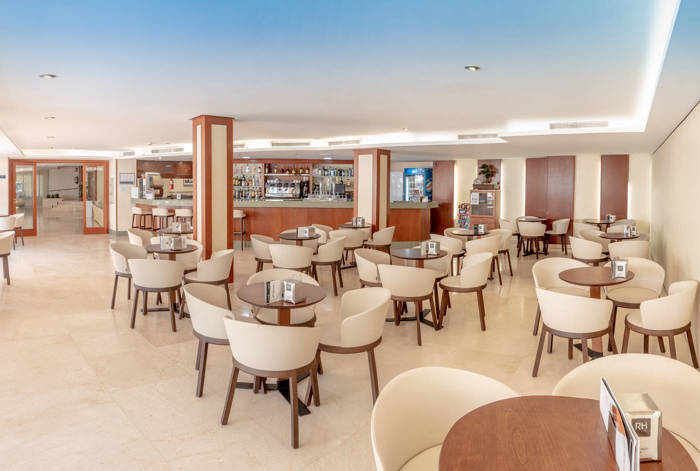 04.09.25 RH Casablanca Suites