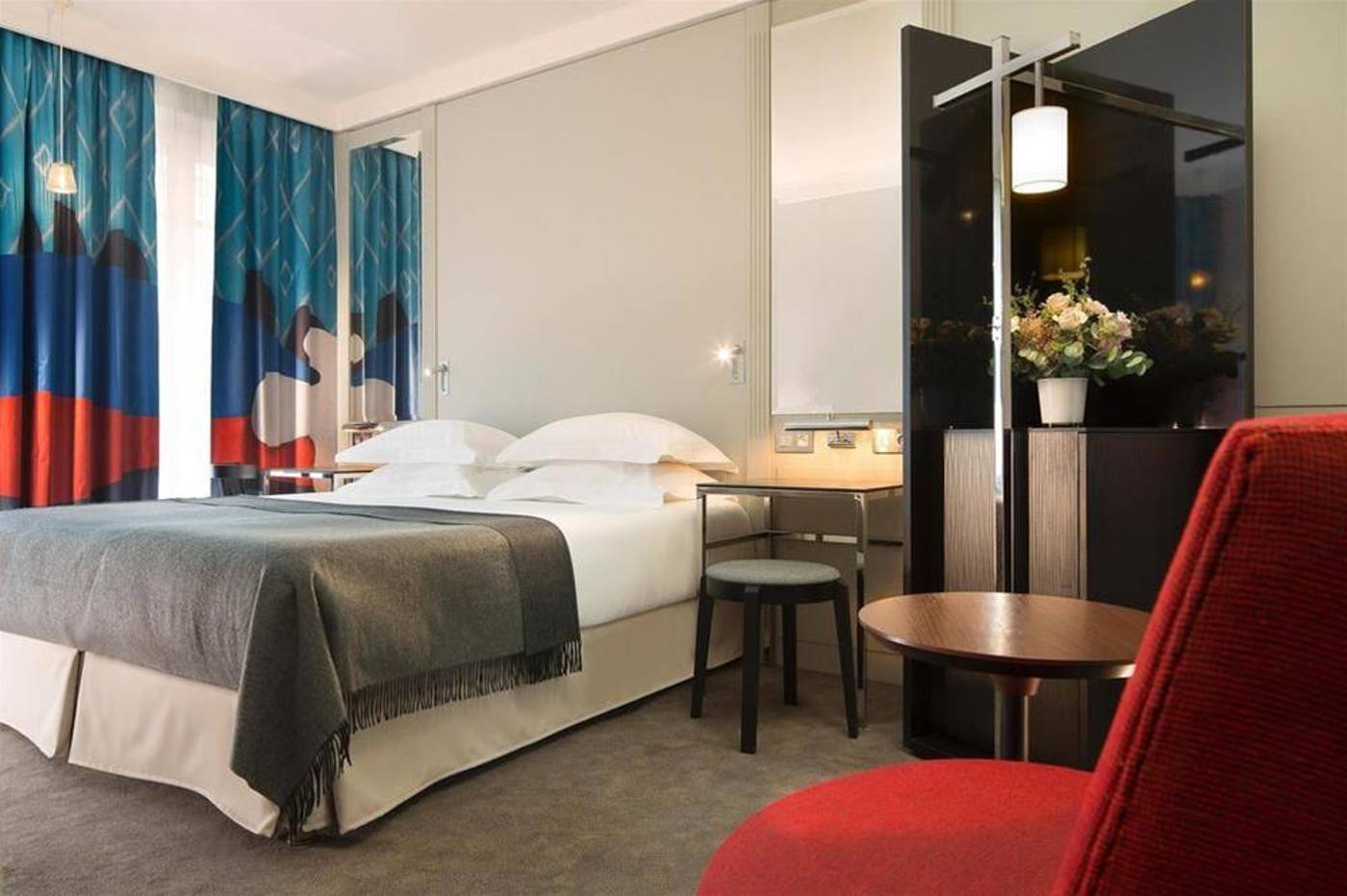 Hotel-Les-Matins-de-Paris-General-view-31