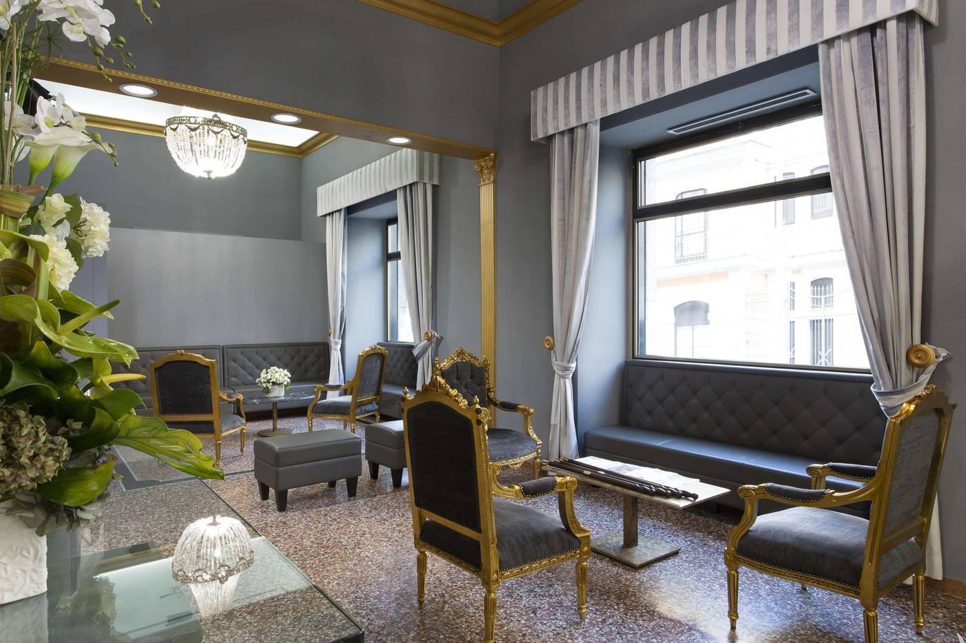 Golden-Tulip-Rome-Piram-Lobby-4