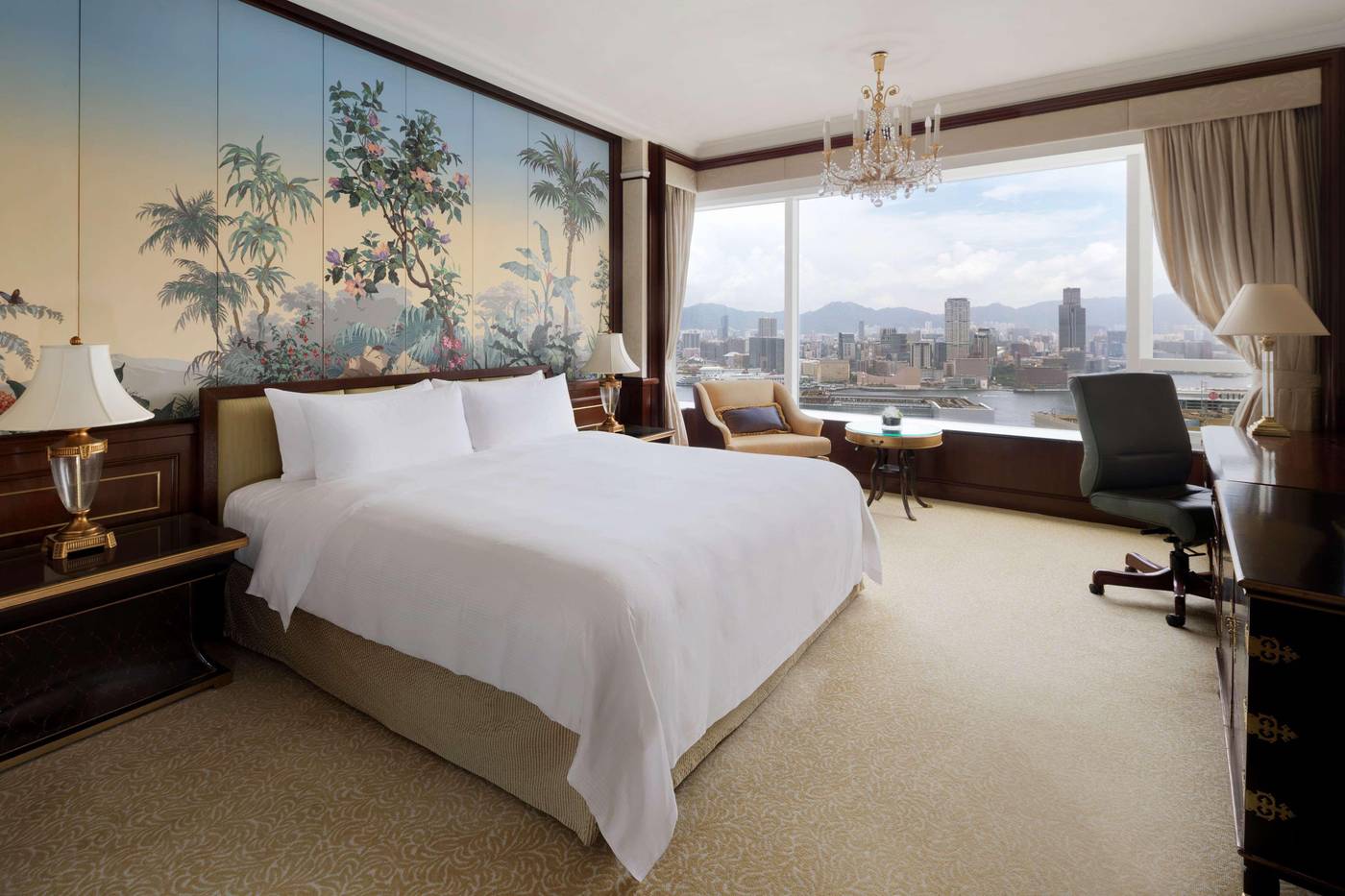 Island-Shangri-La-Hong-Kong-Room-34