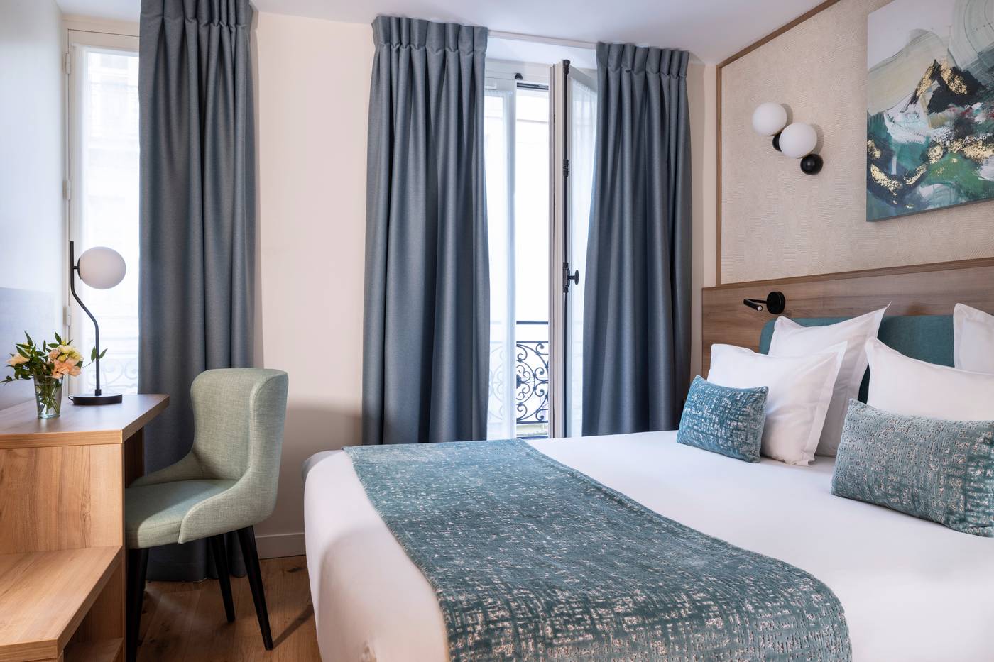 Hotel-Theoreme-Room-5