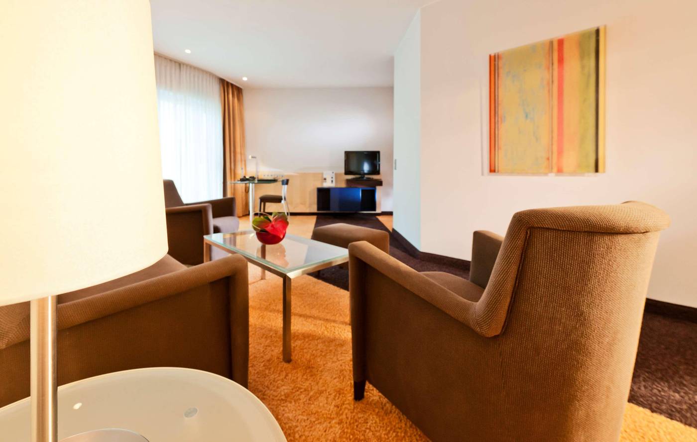 Dorint-an-der-Messe-Koeln-Room-16