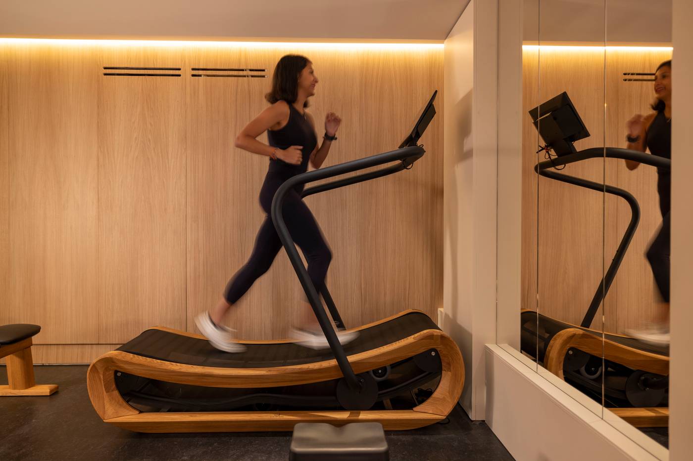 Hotel-ESTE-Sports-and-Entertainment-44