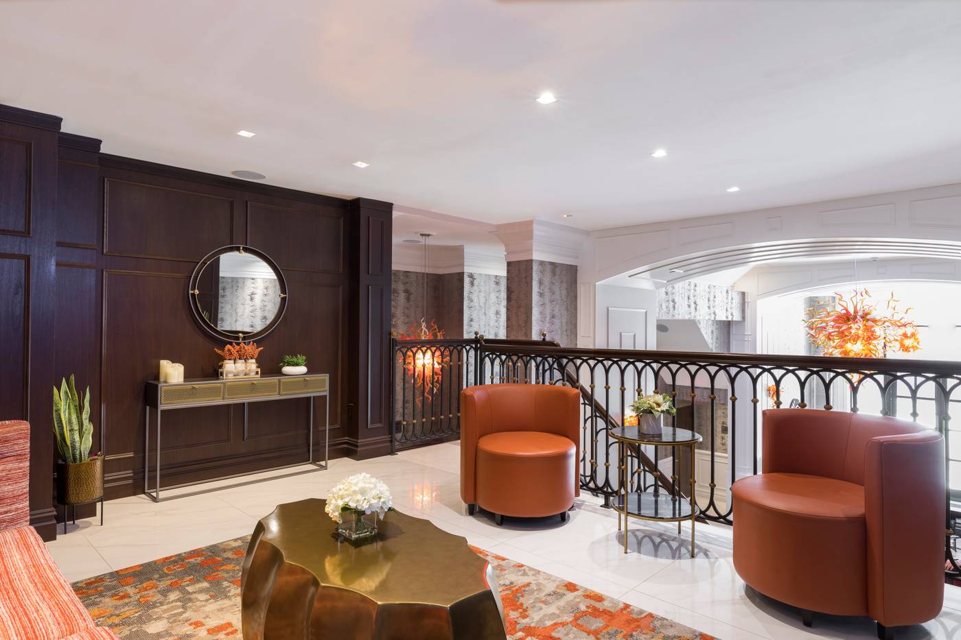 Broadway-Plaza-Hotel-Lobby-1