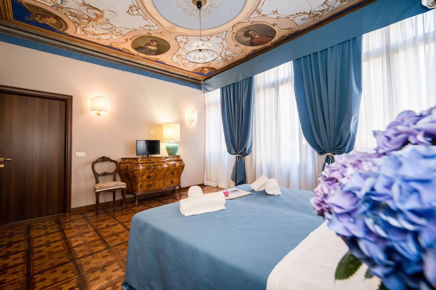 Ca--Lavezzera-Room-21