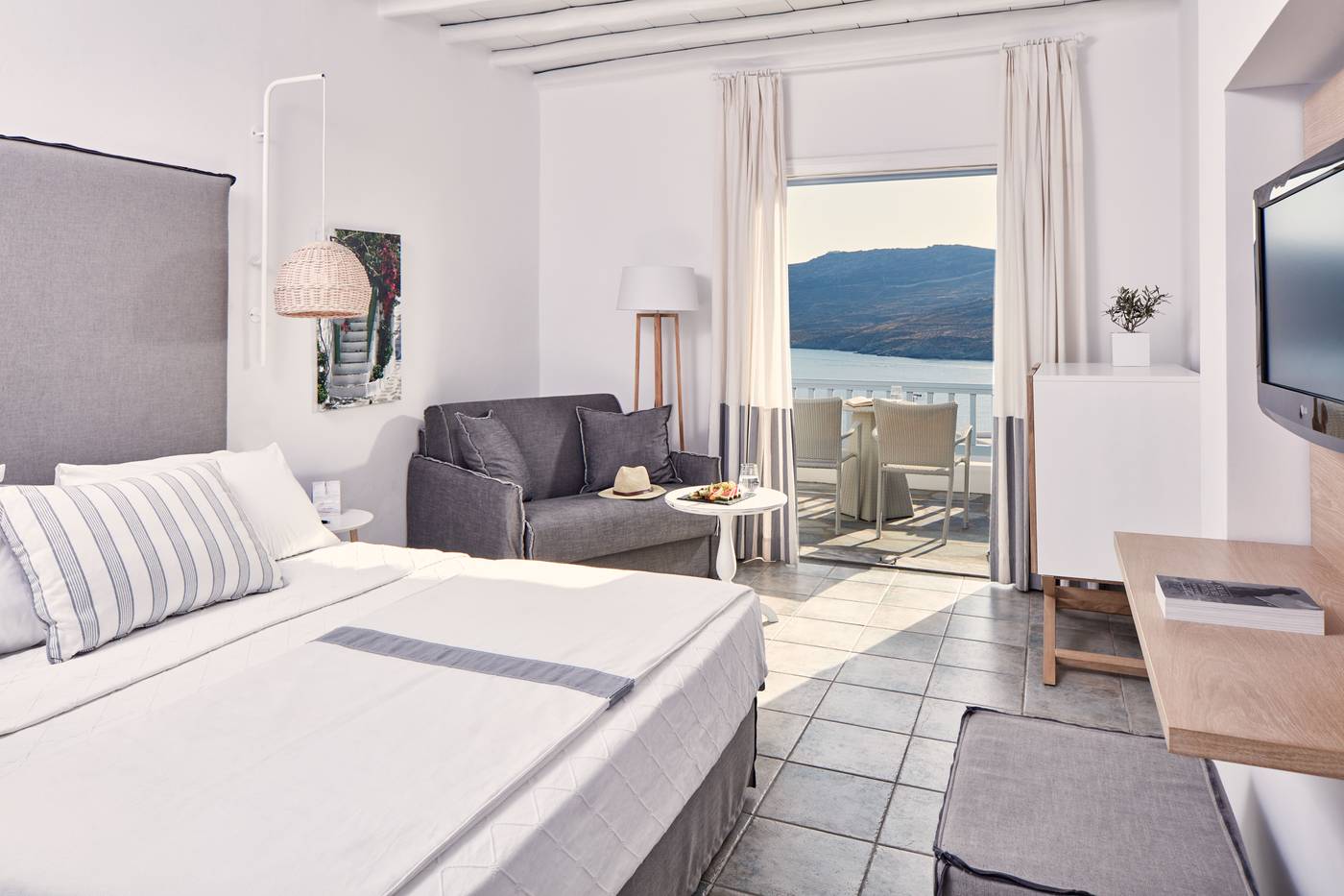 Archipelagos-Hotel-Room-23