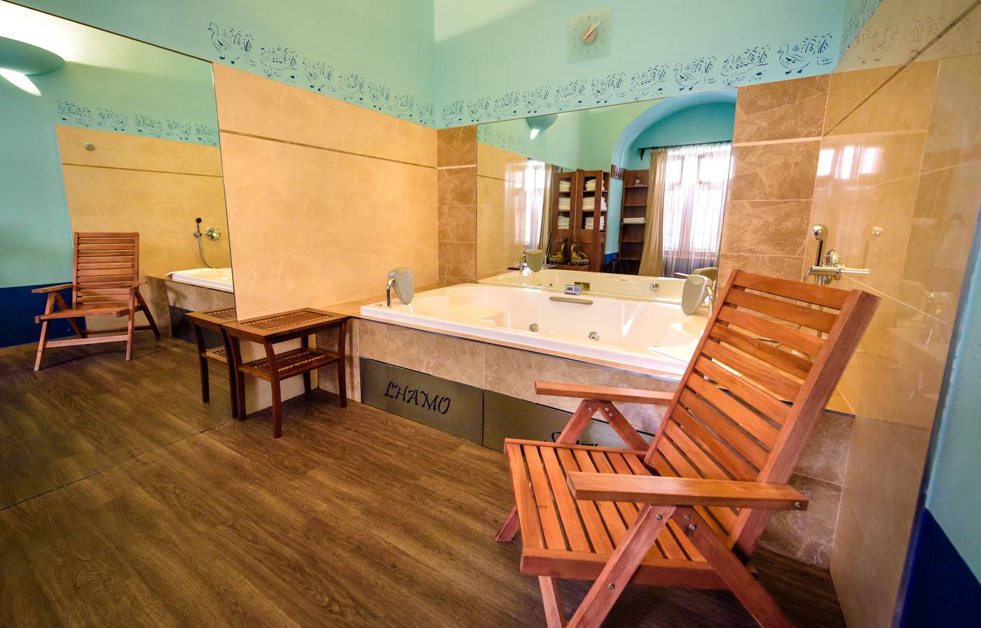 Hotel-Elite-Prague-Sports-and-Entertainment-37