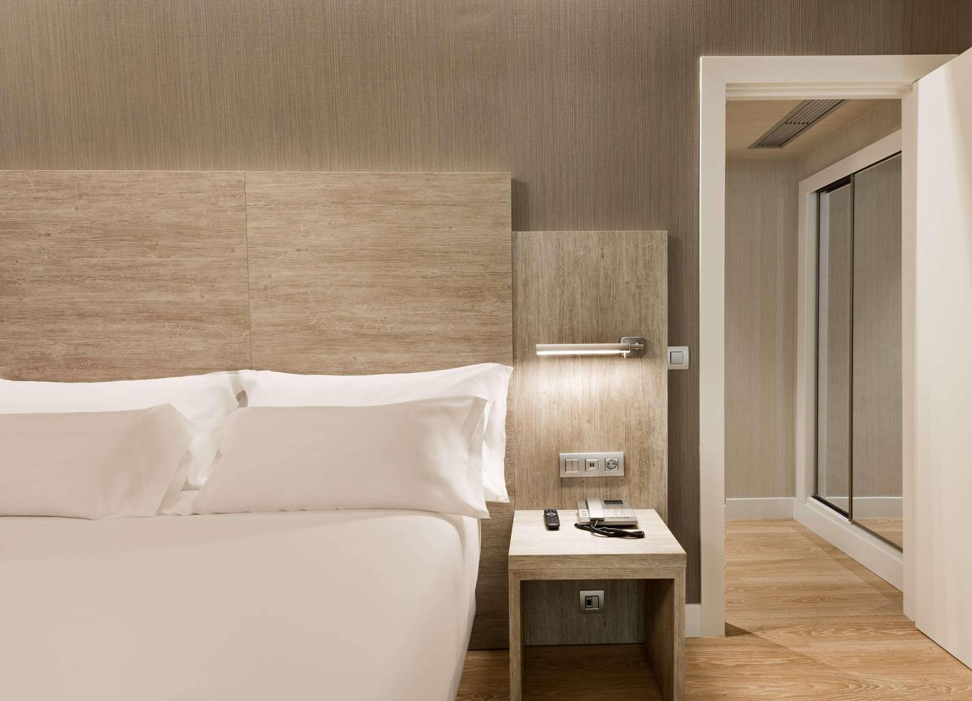 NH-Madrid-Chamberi-Room-23