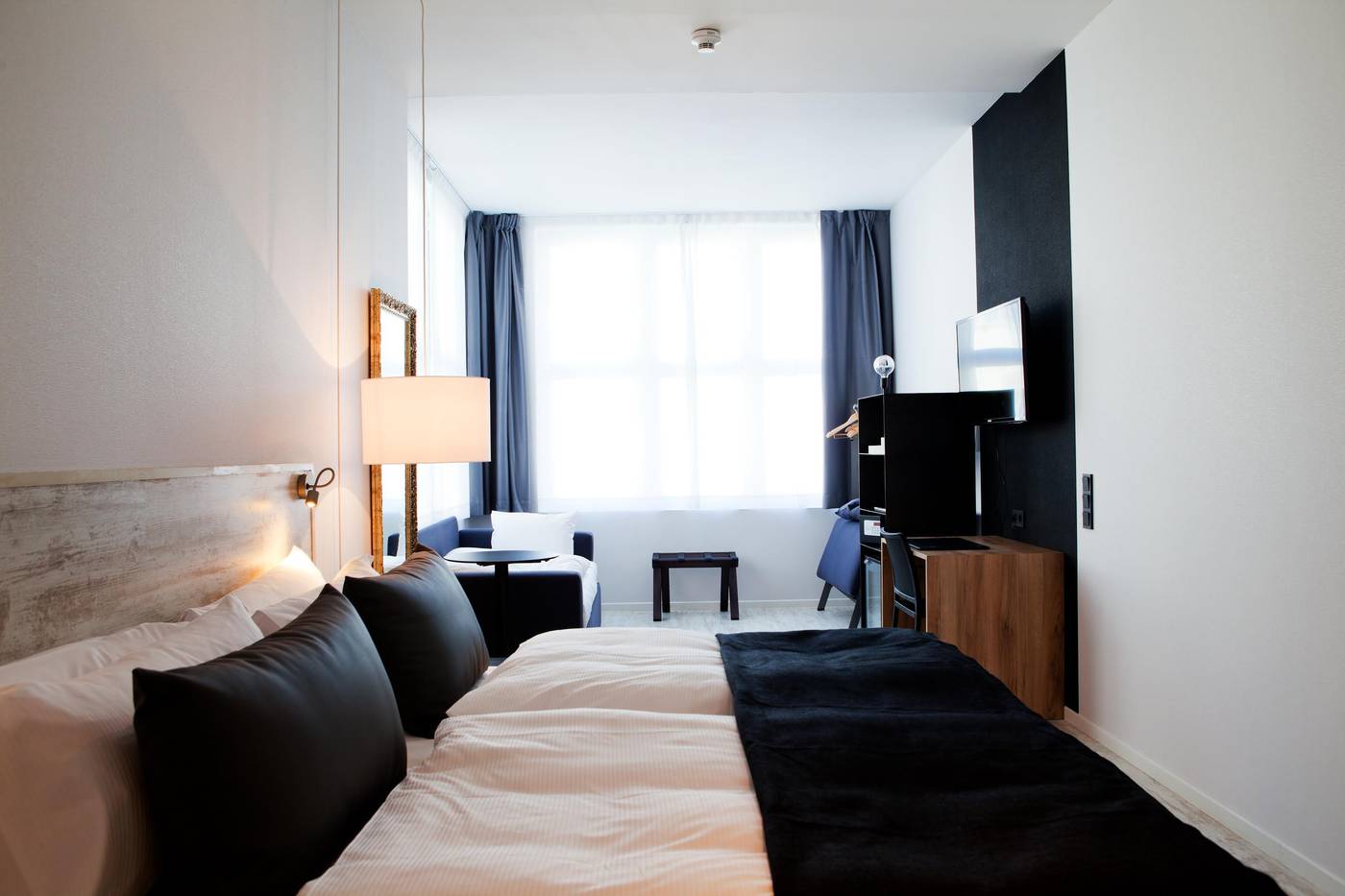 Catalonia-Berlin-Mitte-Room-31