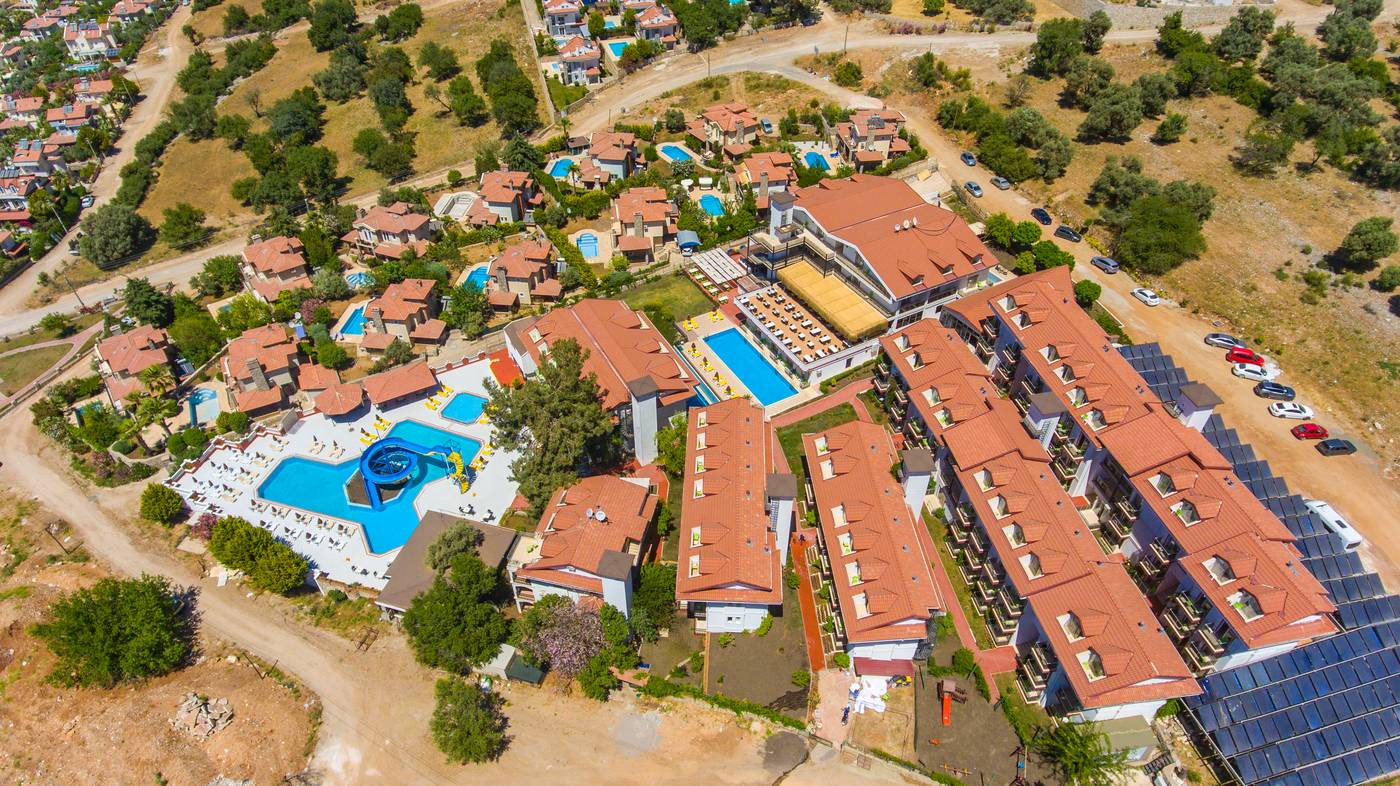 Sunshine Holiday Resort Hotel