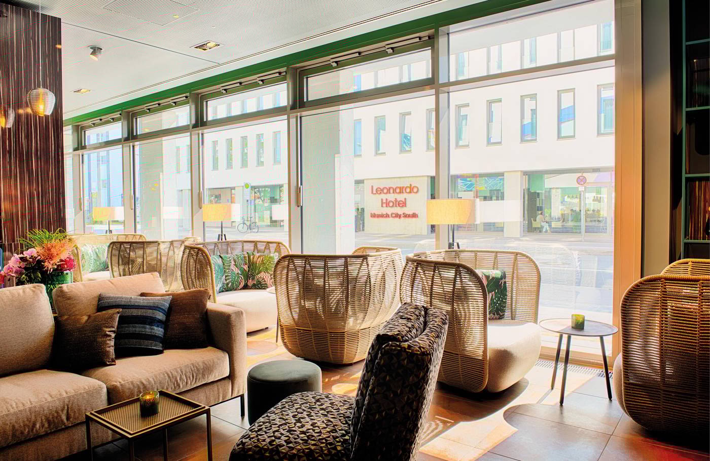 NYX-Hotel-Munich-by-Leonardo-Hotels-Lobby-5
