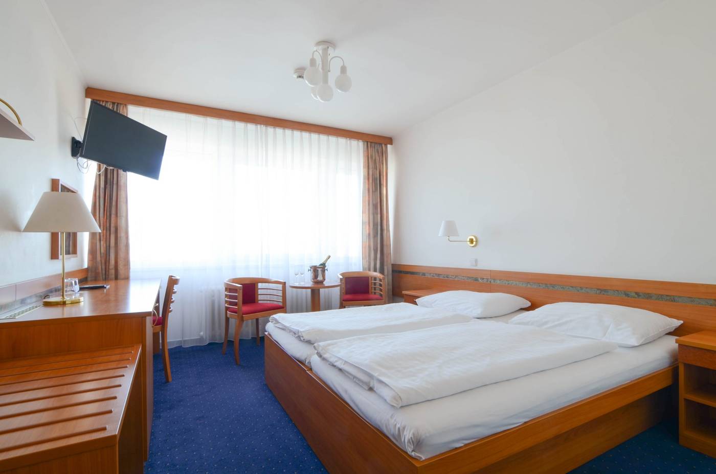 ILF-Hotel-Prague-Room-1