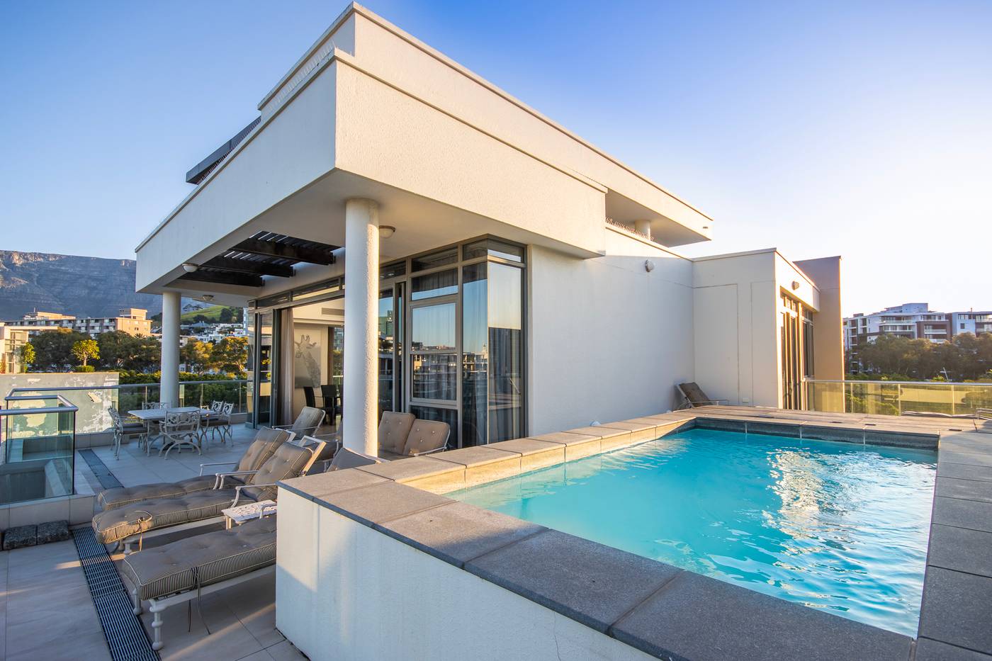 Lawhill-Luxury-Apartments-Room-3