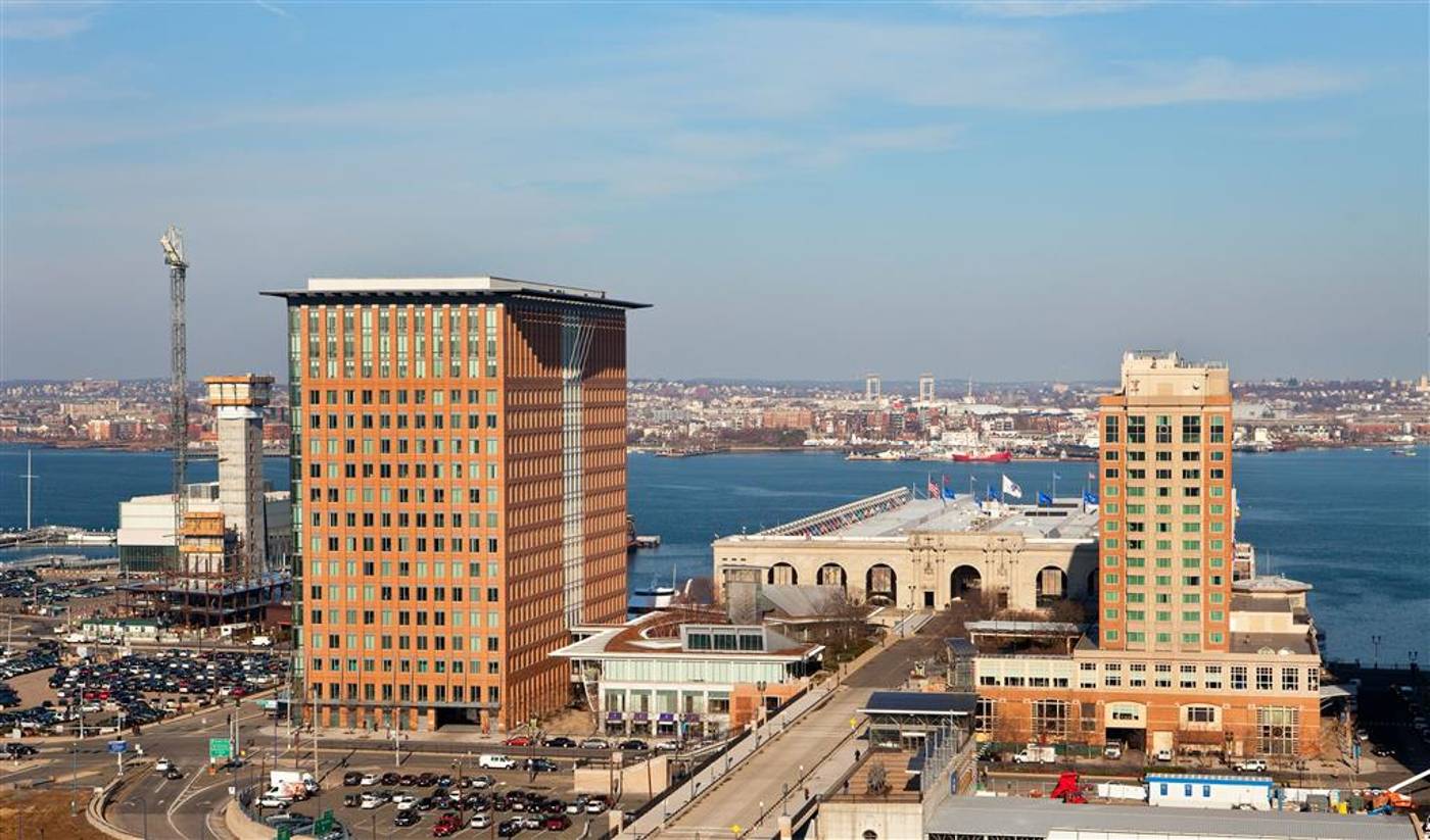 Westin-Boston-Waterfront-General-view-3