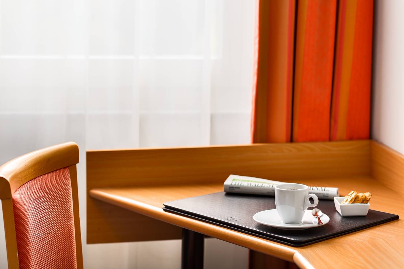Best-Netherlands-BEST-Room-4