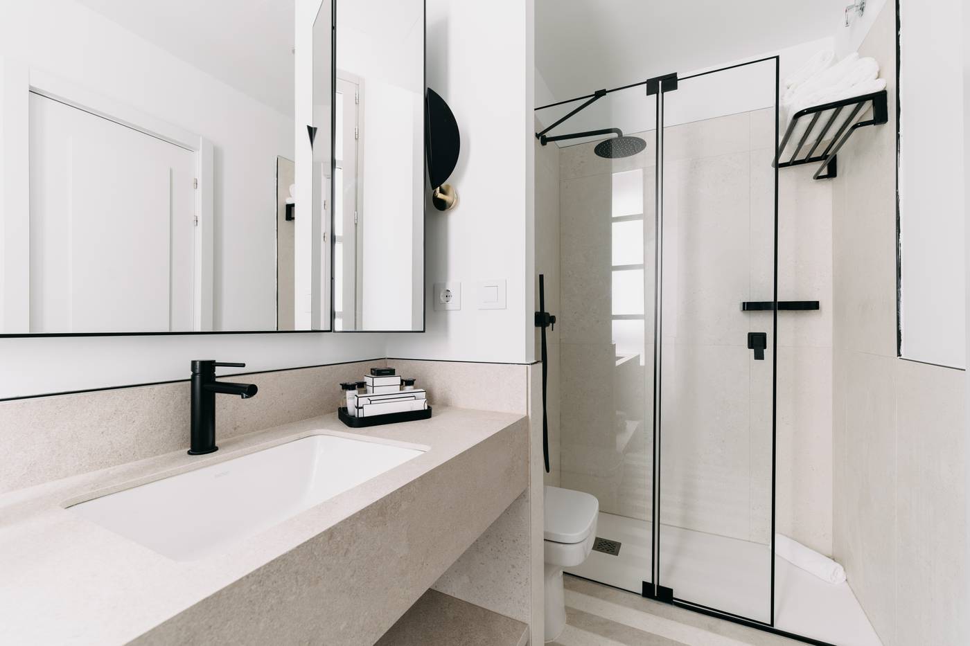 Soho-Boutique-Colon-Room-21