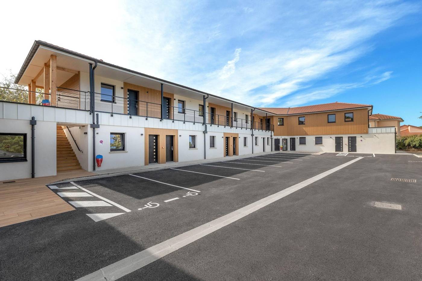 Appart Hotel Coraline - France - GENAS 69740 FRANCE - General view - 7