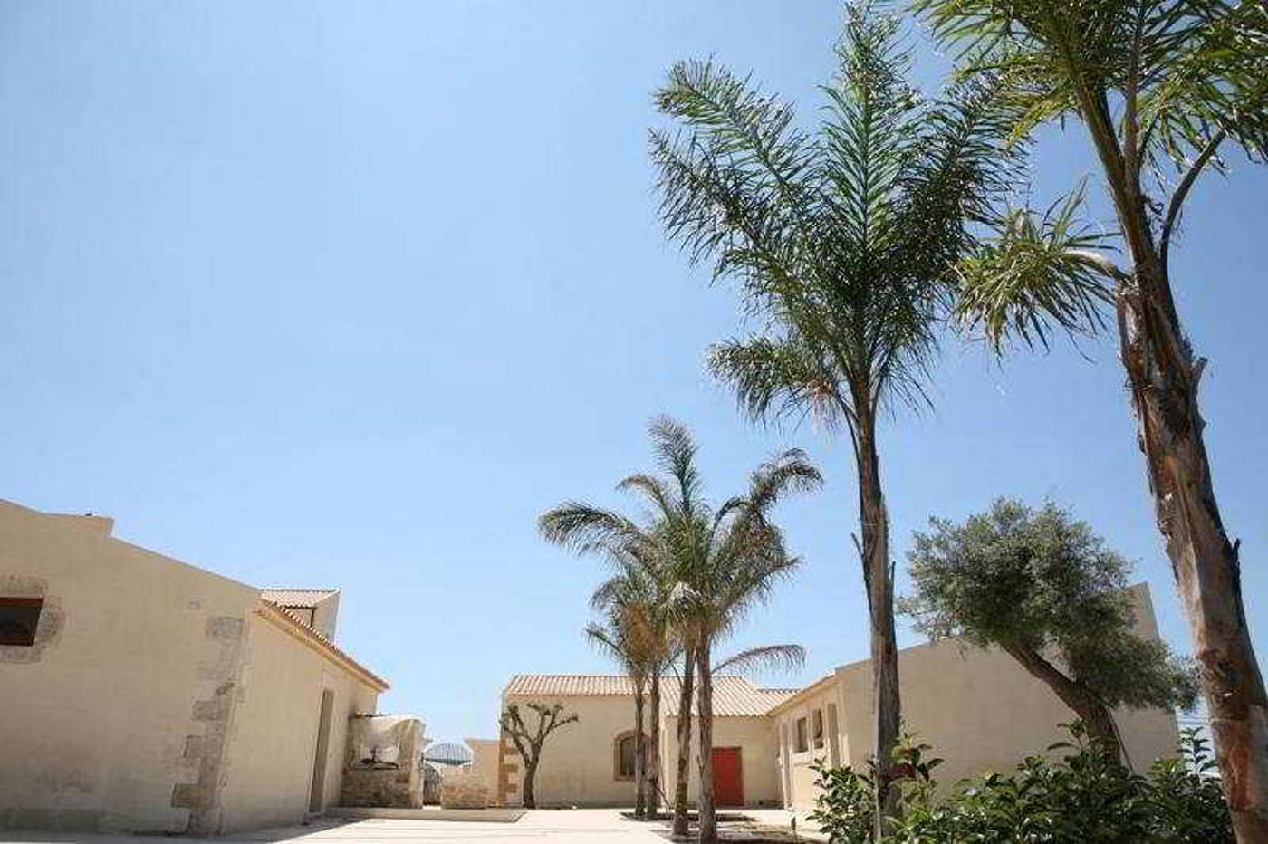 Kalaonda-Coutry-Resort-General-view-19