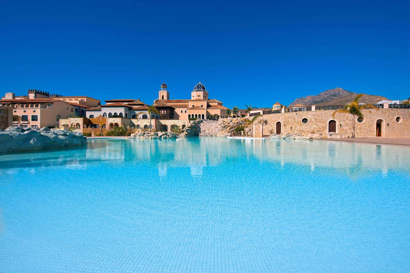 The-Level-At-Melia-Villaitana-General-view-8