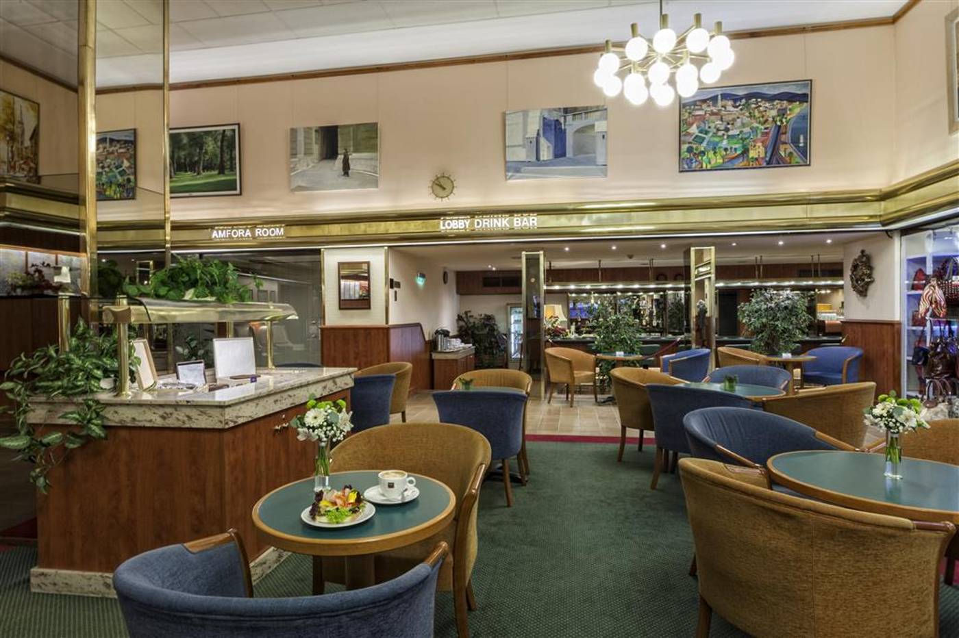 Danubius-Hotel-Hungaria-City-Center-Lobby-18