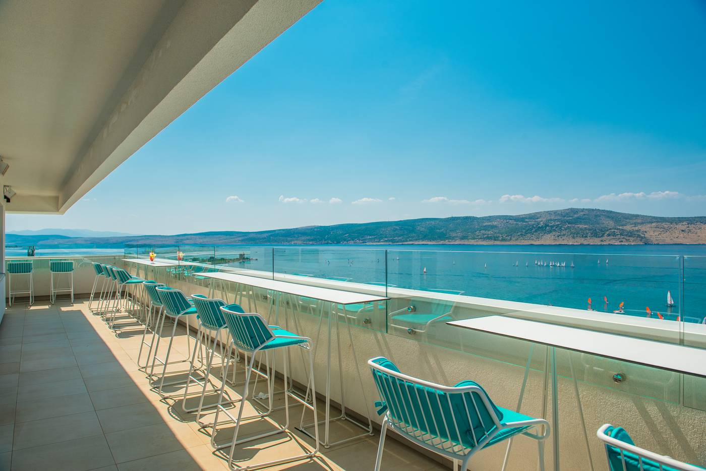 Bluesun-Holiday-Village-Alan-Bar-34