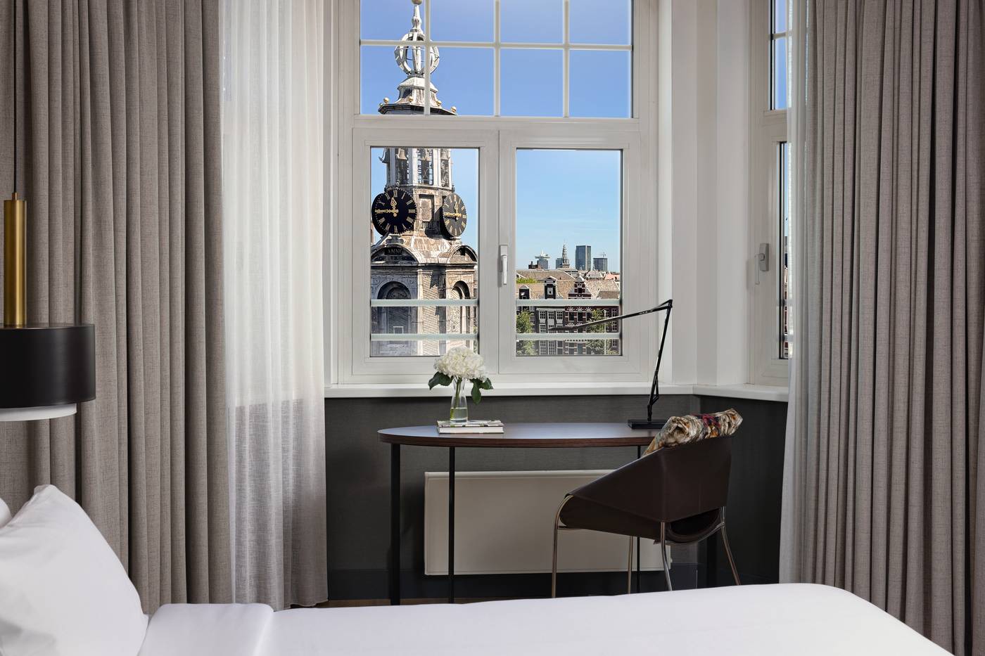 NH-Collection-Amsterdam-Flower-Market-Room-8