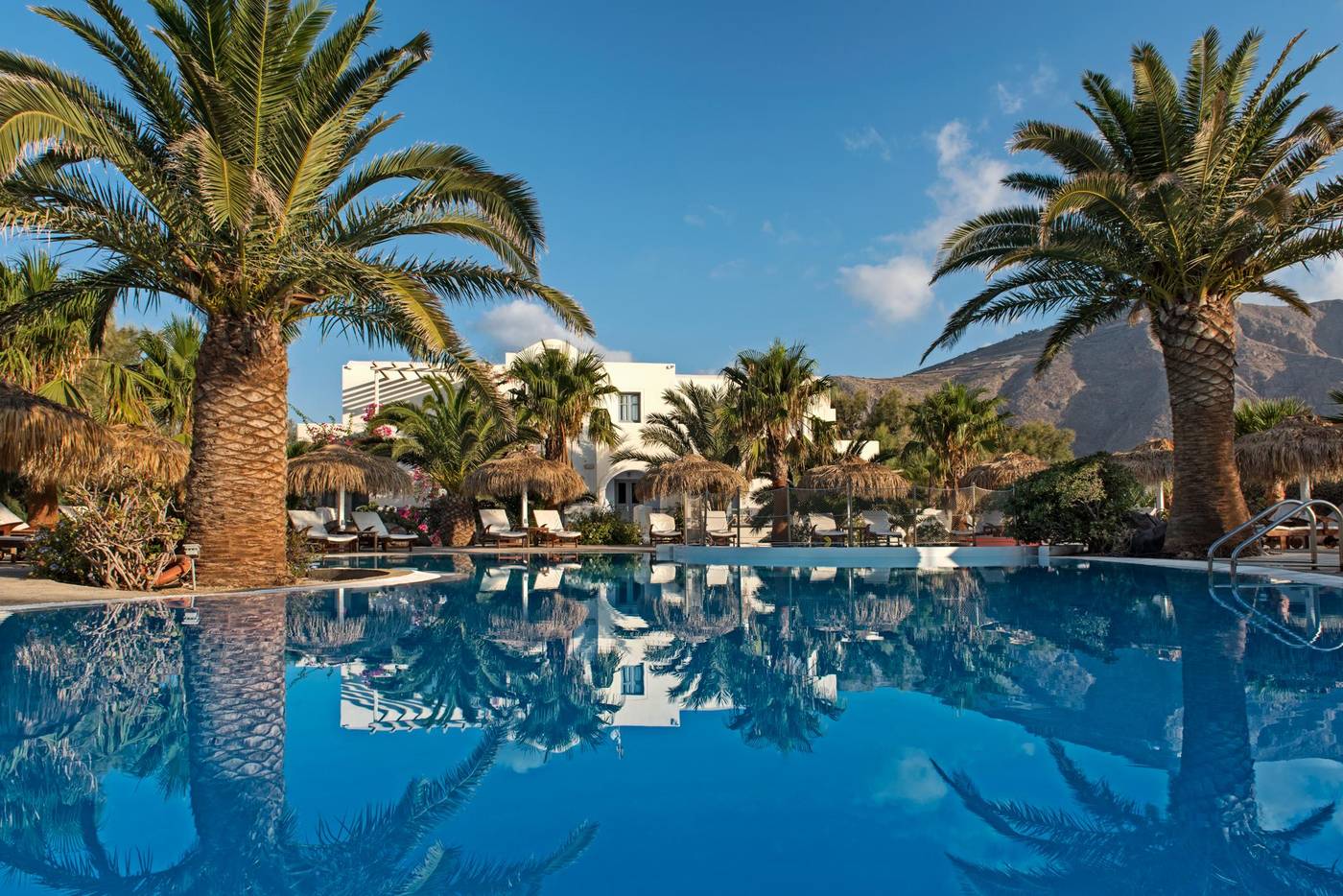 Atlantis-Beach-Villas-Pool-4