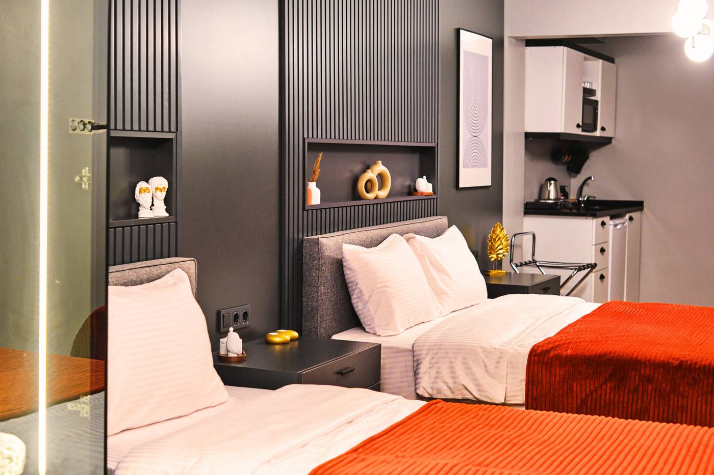 TAKS-INN-Suites-Room-20