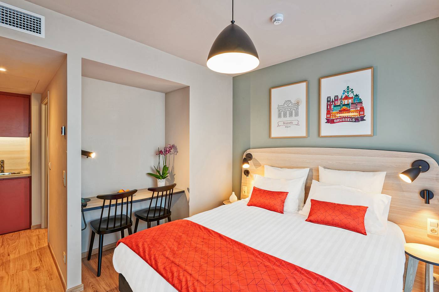 Appart-city-Confort-Bruxelles-Centre-Gare-Du-Mid-Room-13