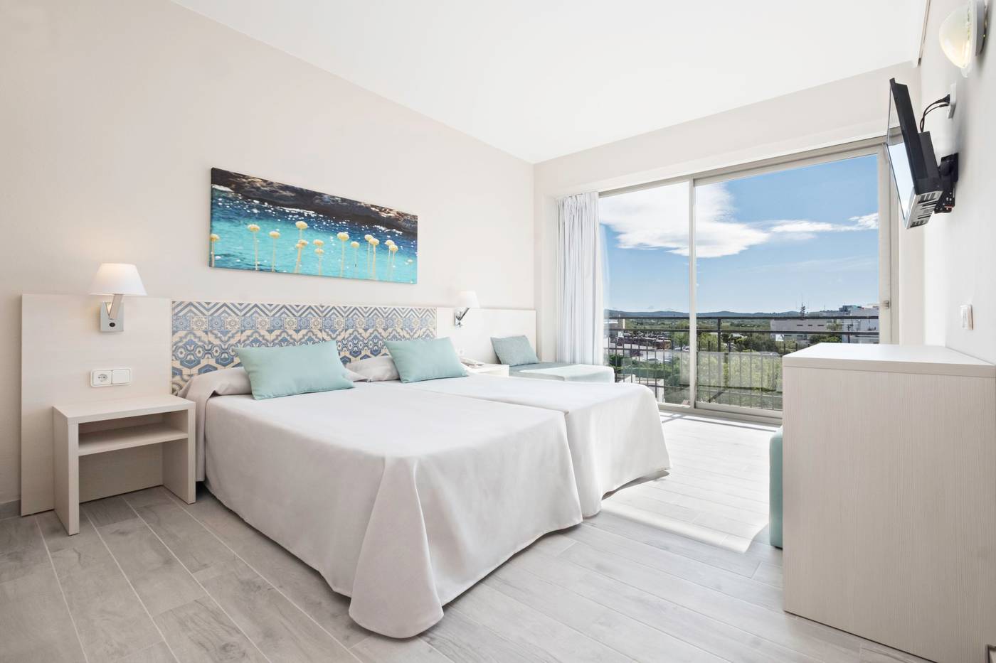 AzuLine-Hotel-Llevant-Room-13