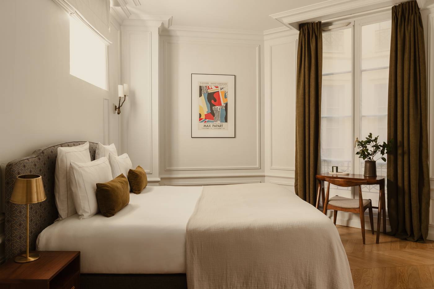 Hotel-Bourgogne---Montana-Room-18