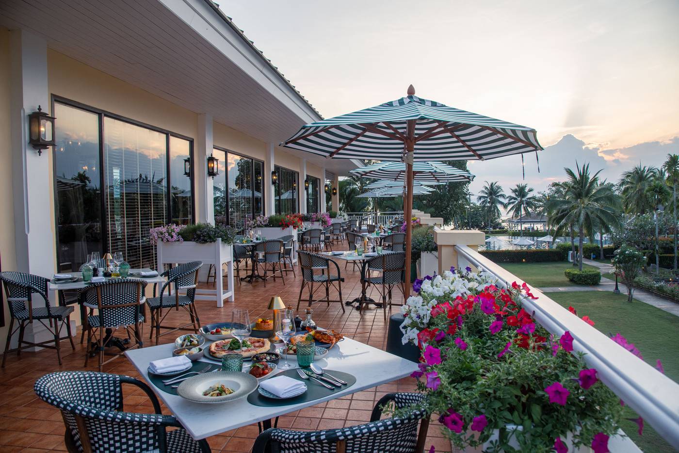 Sofitel-Krabi-Phokeethra-Restaurant-12