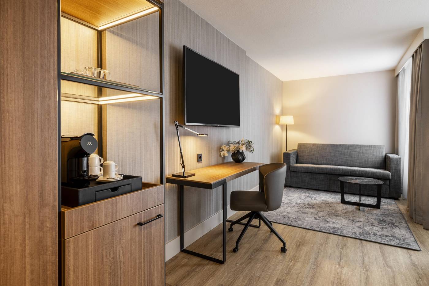 NH-Amsterdam-Centre-Room-9