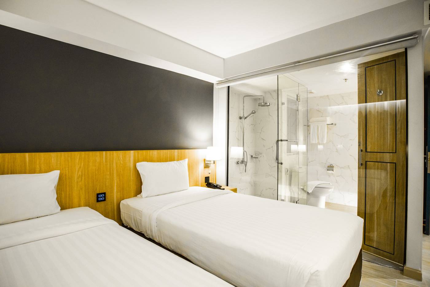 Days-Inn-by-Wyndham-Aonang-Krabi-Room-6