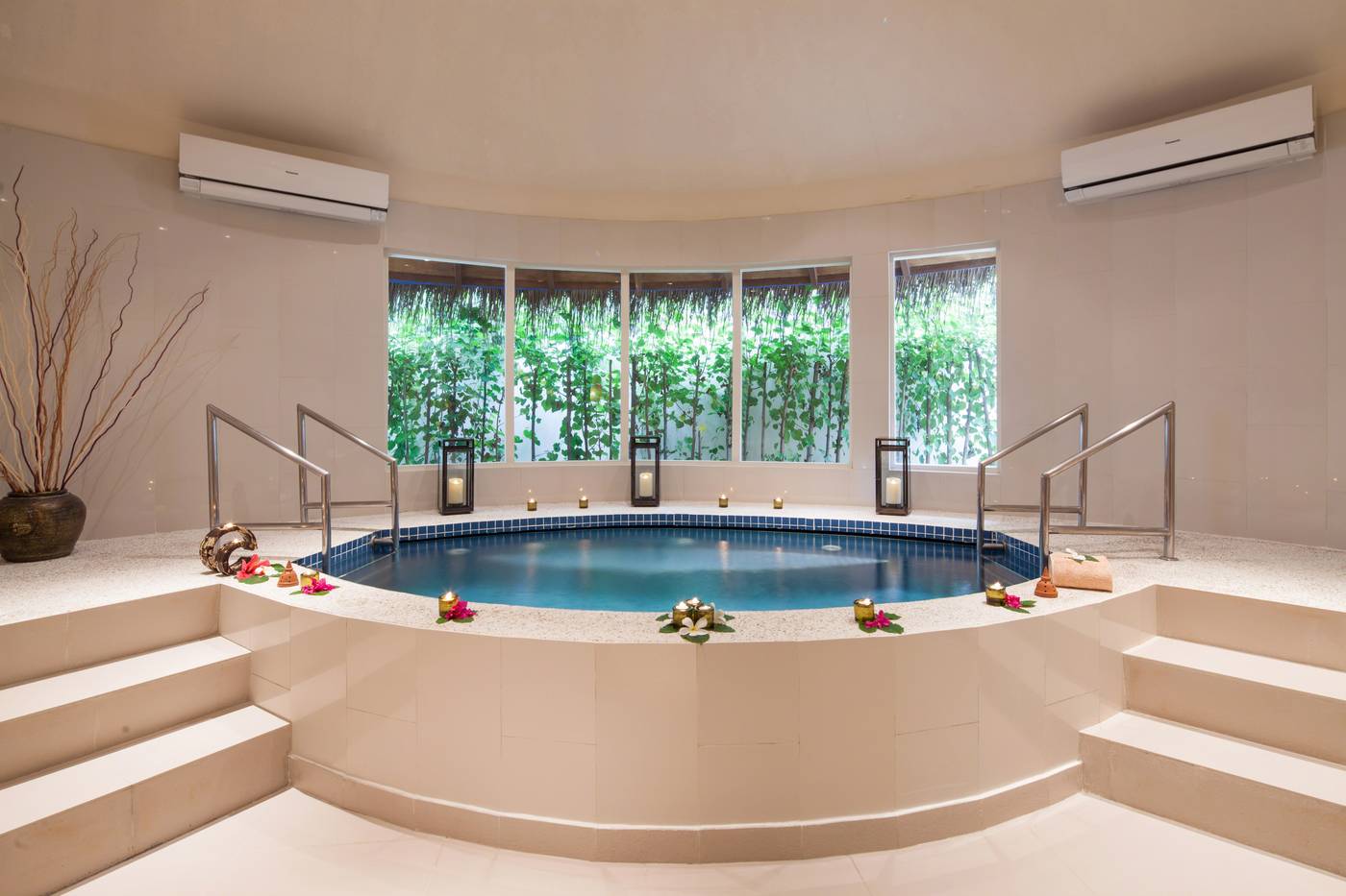 Centara Grand Island Resort & Spa