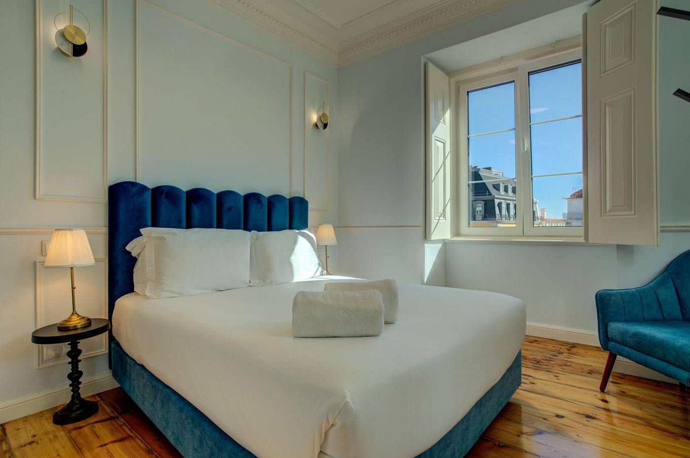 Solar-Dos-Poetas-Room-45