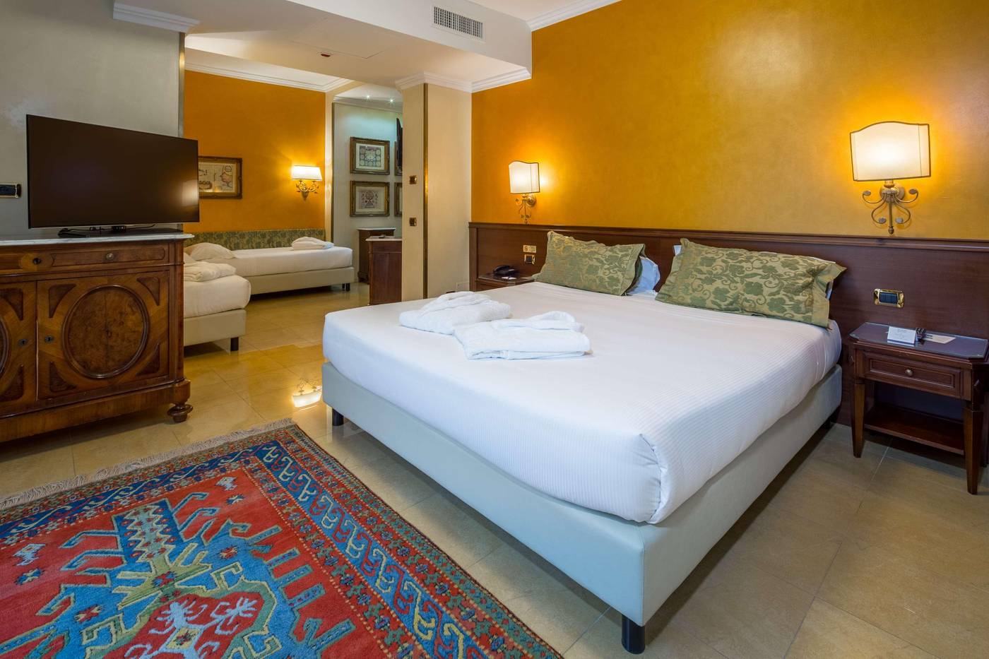 Best-Western-Plus-Hotel-Galles-Room-21