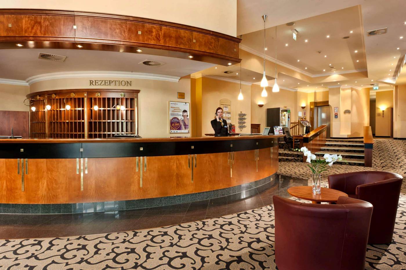 Wyndham-Garden-Berlin-Mitte-Lobby-2