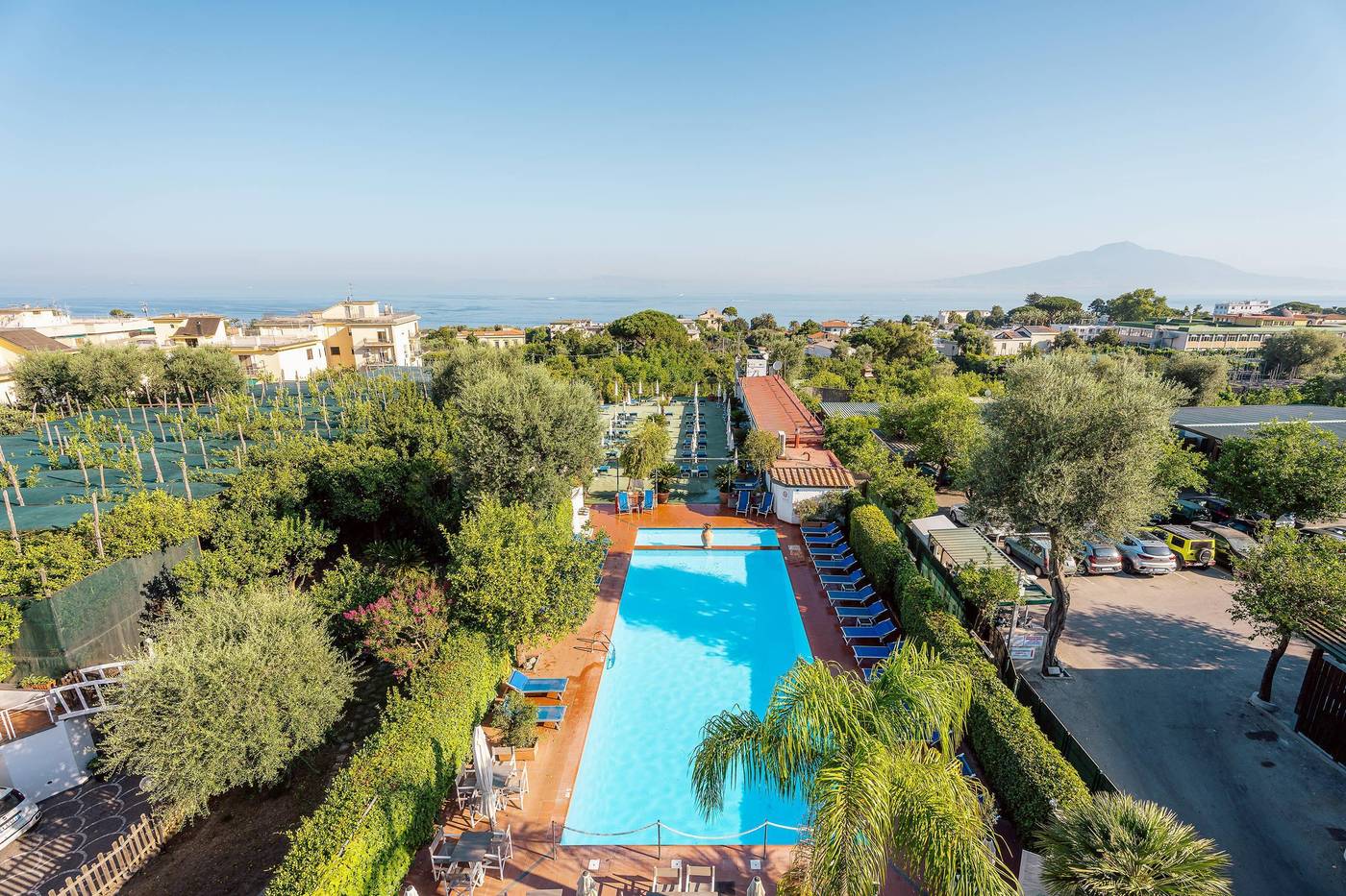 Comfort-Hotel-Gardenia-Sorrento-Coast-Pool-3