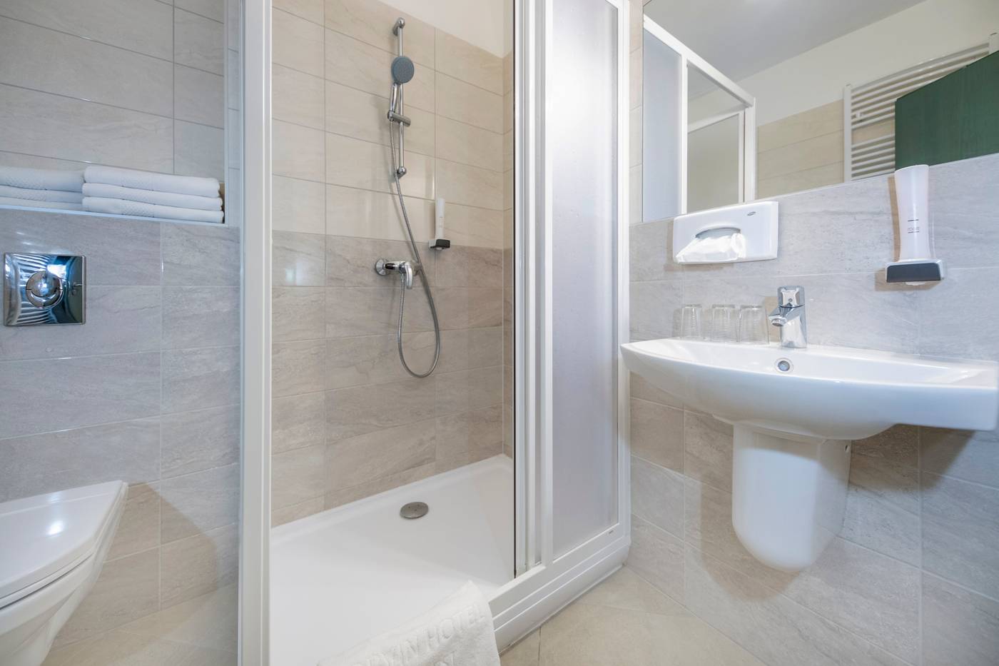 Corvin Hotel Budapest - Corvin wing-Hungary-BUDAPEST-Room-4