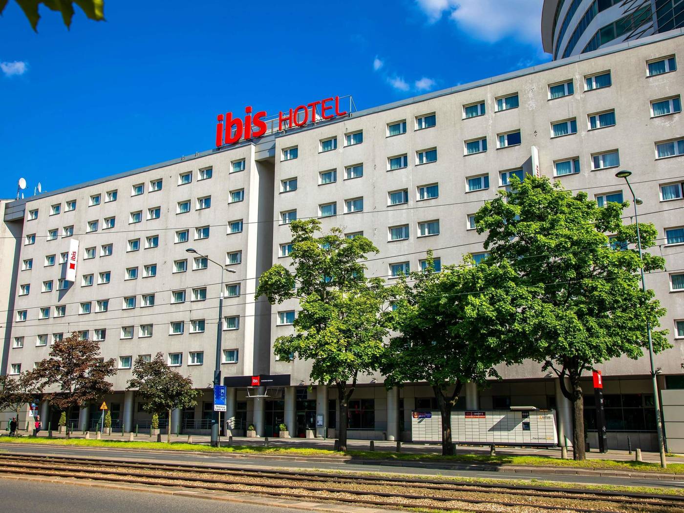 Ibis-Warszawa-Centrum-General-view-3