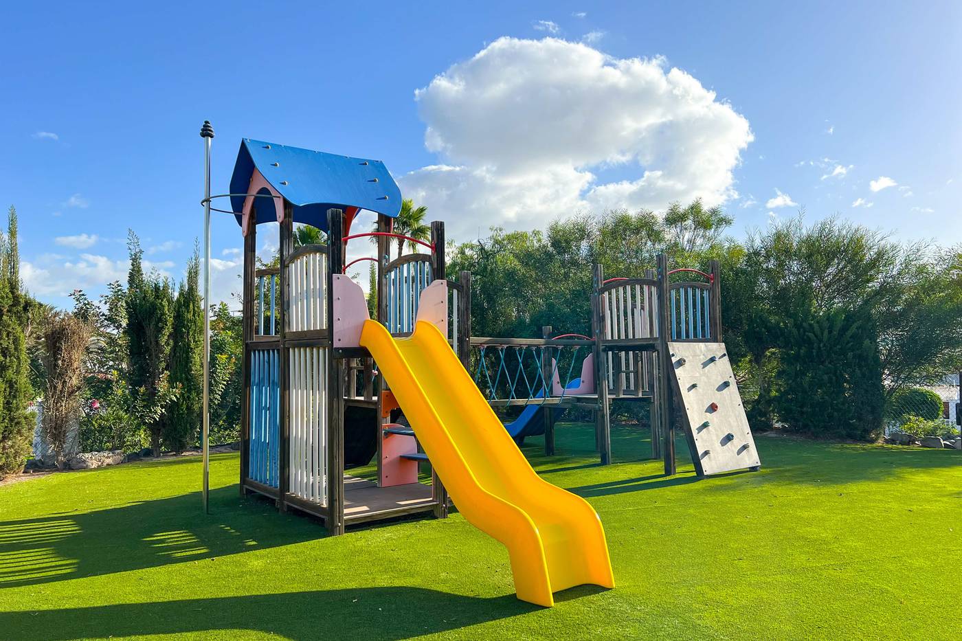 New - Cordial Biarritz