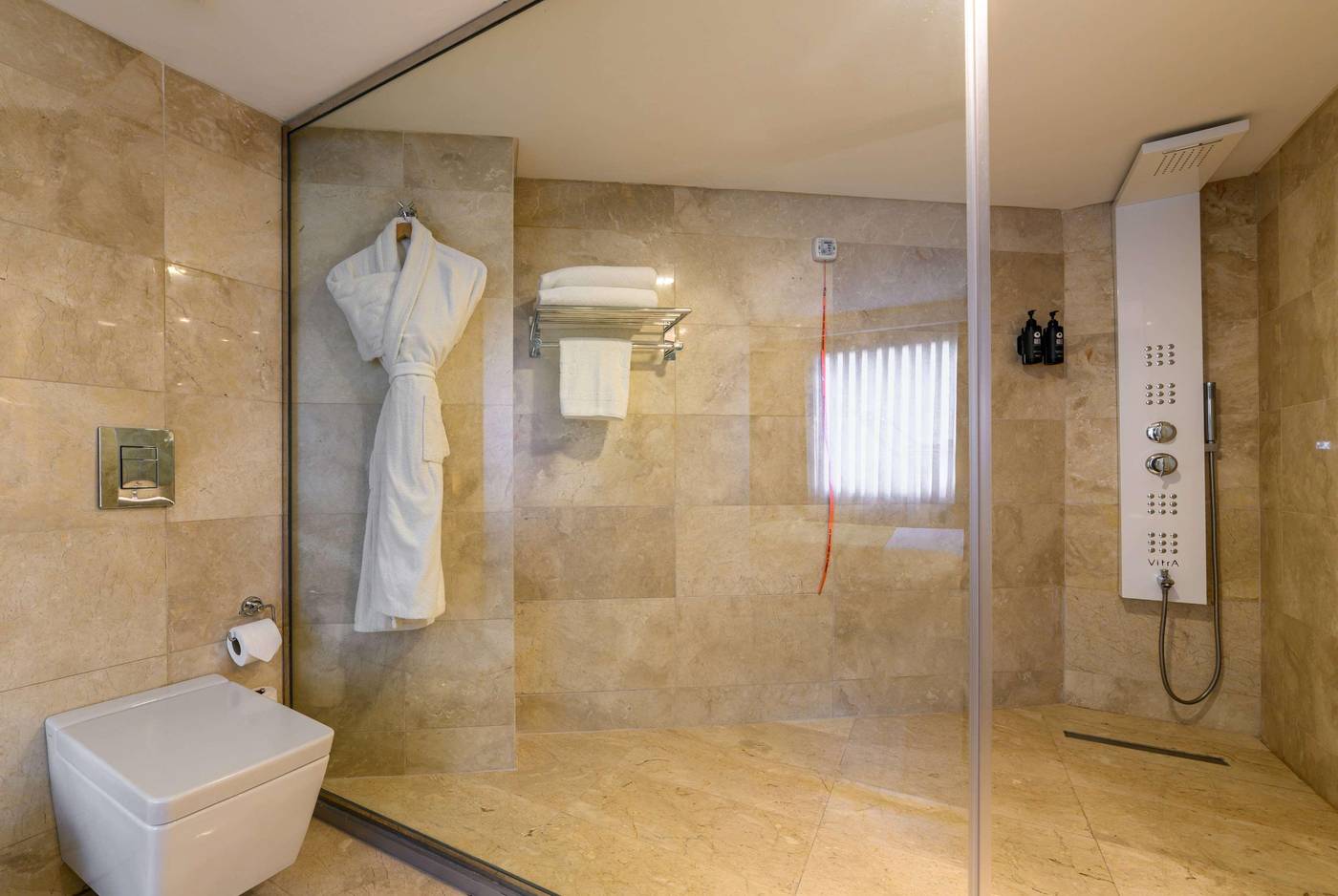 Ramada-Istanbul-Grand-Bazaar-Room-52