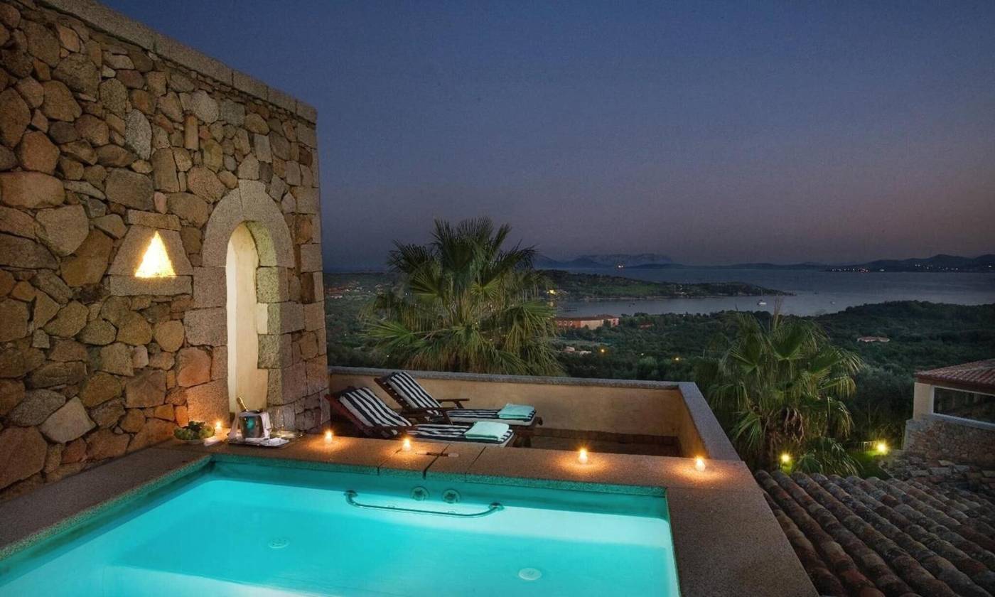 Petra-Bianca-Pool-10