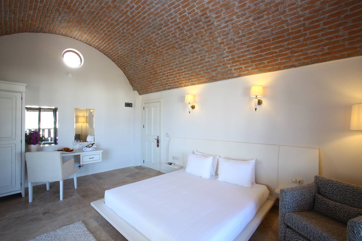 Temenos-Luxury-Hotel---SPA-Room-31