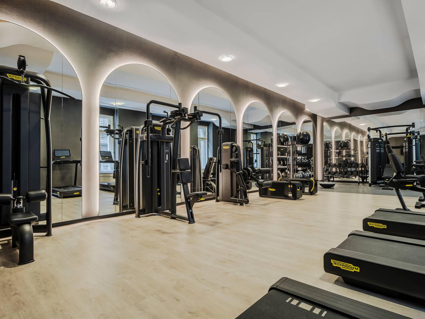 Anantara-New-York-Palace-Budapest-Sports-and-Entertainment-67