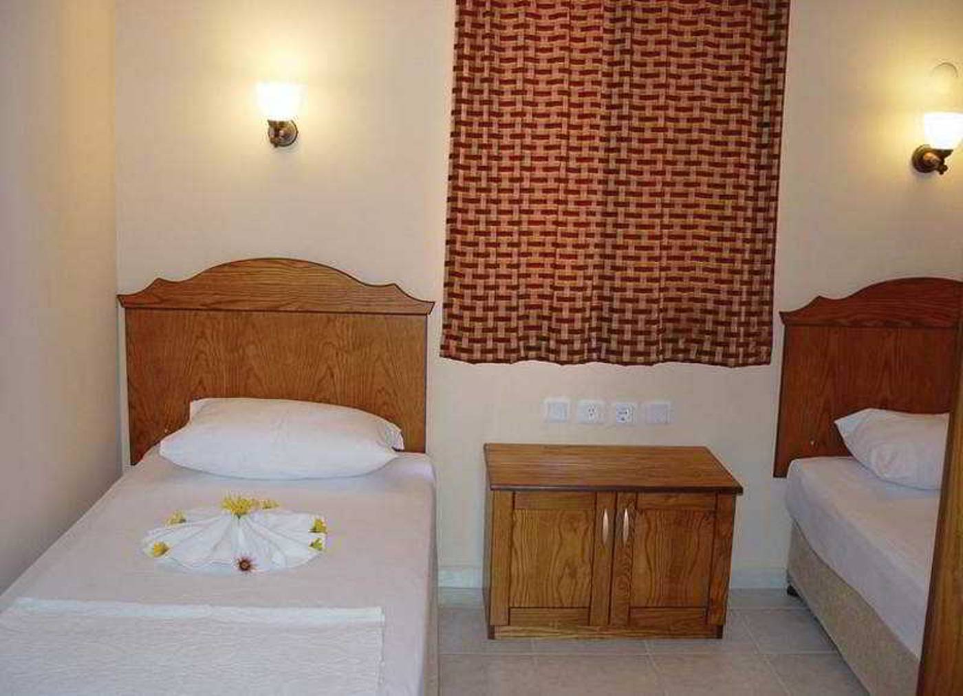 Club-Daystar-Room-15